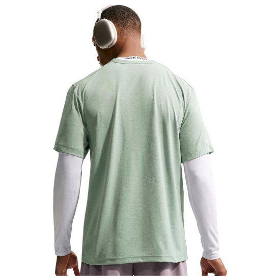 Nike Ανδρική κοντομάνικη μπλούζα Hyverse Dri-FIT UV Versatile T-Shirt
